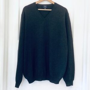 BROOKS 346 FINE ITALIAN MERINO WOOL Men's V-neck Sweater Charcoal Gray XL FLAW